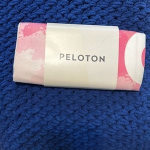 One Peloton microfiber Yoga towel NWT